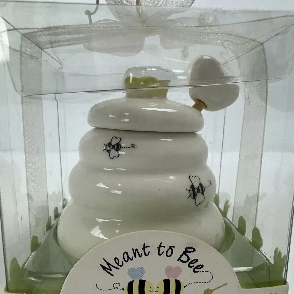 Kate Aspen Meant to Bee Ceramic Honey Pot with Wooden Dipper